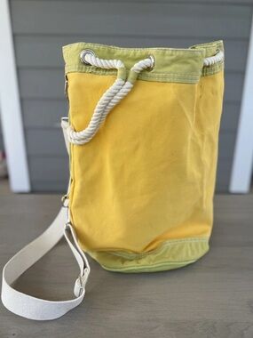 Vintage L.L. Bean Rope Handled Boat And Tote Barrel Tote Bag Yellow/Green